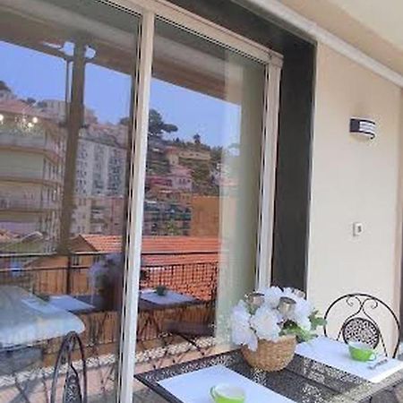 Appartamento Delizioso Con Terrazzo In Centro-Delicious Apartment With Terrace Σαν Ρέμο Εξωτερικό φωτογραφία